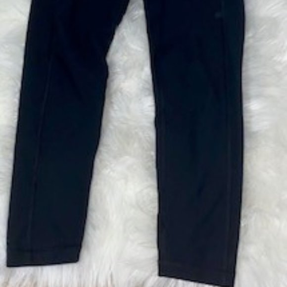 BLACK LEGGINGS - Picture 2 of 2